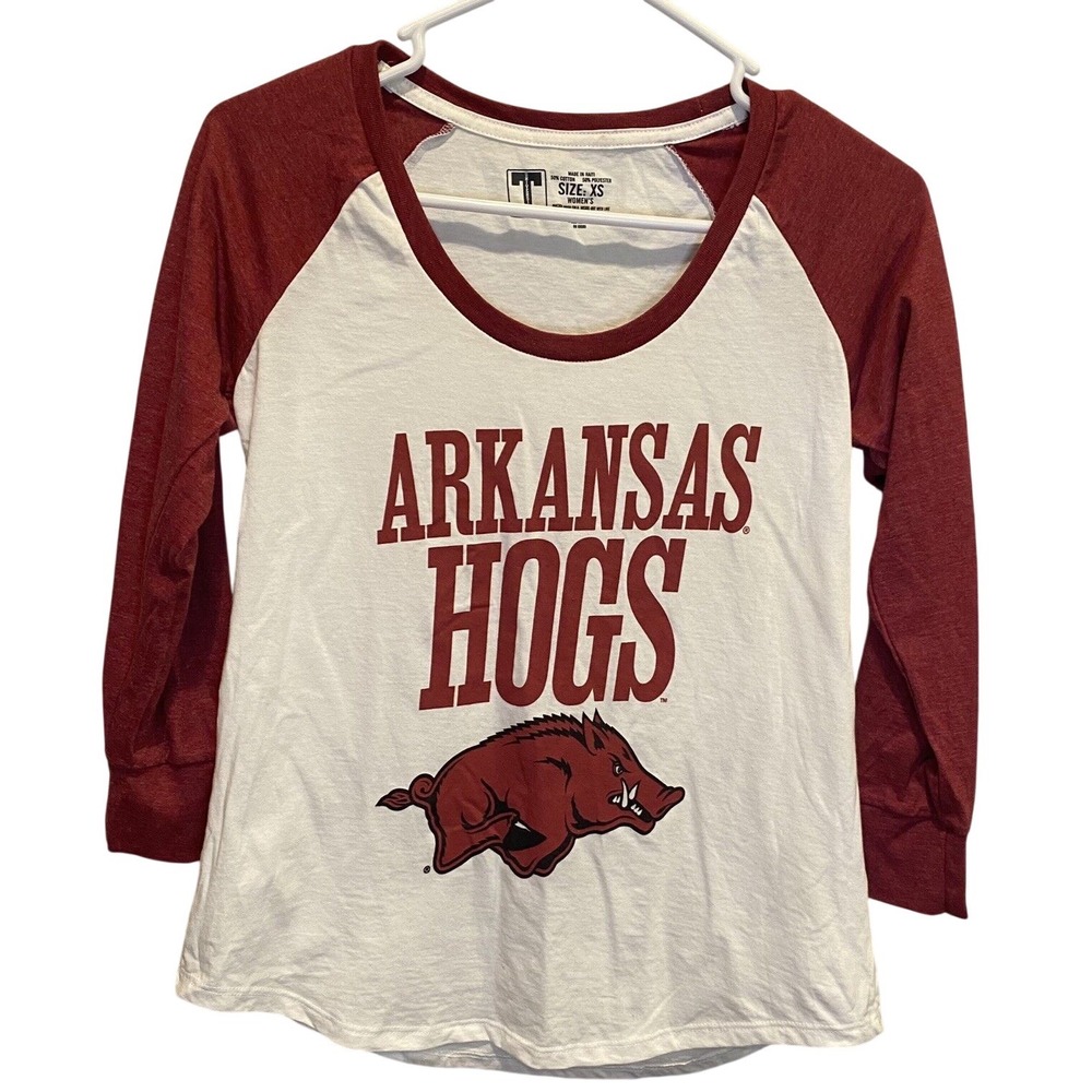 Official NCAA Arkansas Razorbacks Hogs Logo College‎ Raglan Women's Shirt sz XS